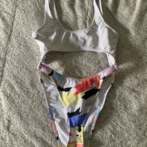 One Piece Swimsuit / Bathing Suit